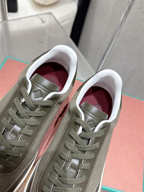 20251128153657696 310